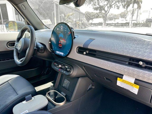 Photo of 2025 Blue Metallic MINI Hardtop