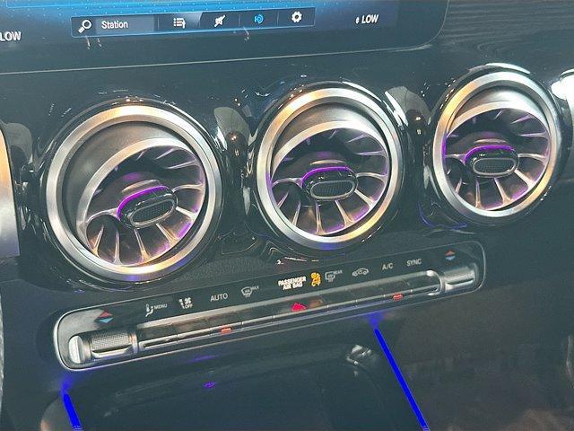 Photo of 2022 Midnight Black Mercedes-Benz GLB 250