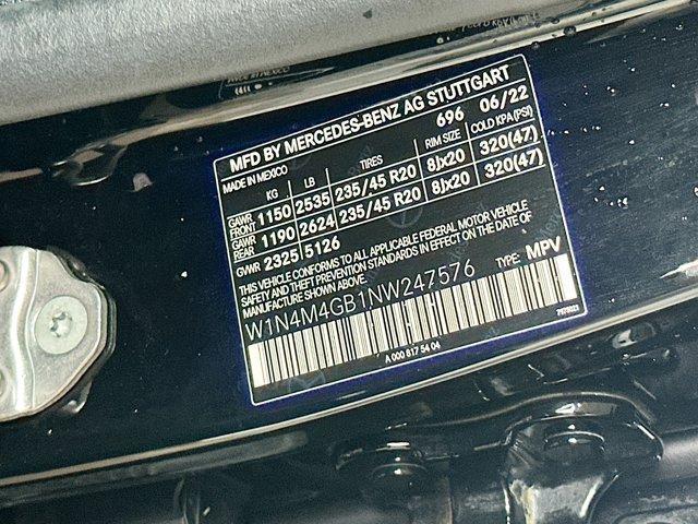 Photo of 2022 Midnight Black Mercedes-Benz GLB 250