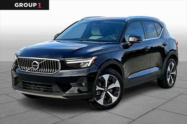 2023 Volvo XC40