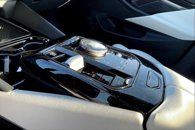 Photo of 2026 Mineral White Metallic BMW 530