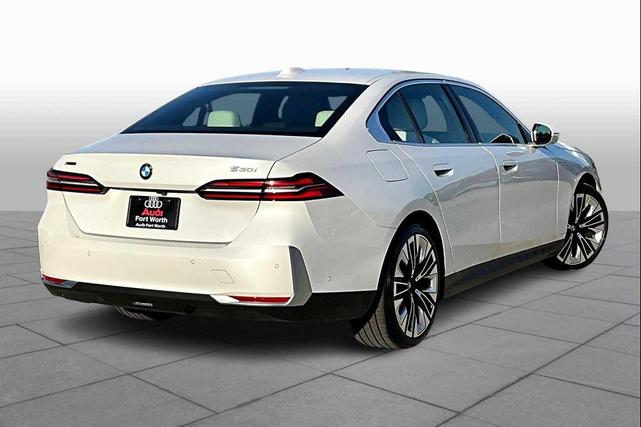 Photo of 2026 Mineral White Metallic BMW 530
