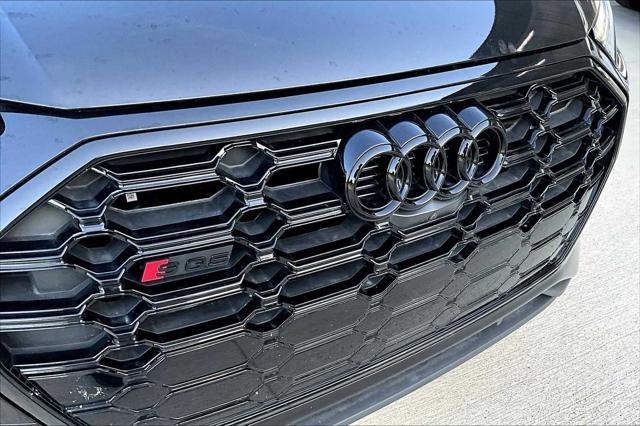 Photo of 2024 Mythos Black Metallic Audi SQ5