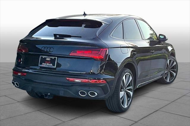 Photo of 2024 Mythos Black Metallic Audi SQ5