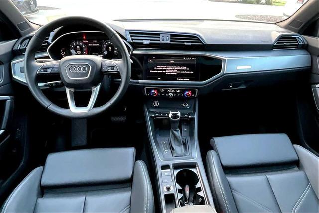 Photo of 2025 Chronos Gray Metallic Audi Q3