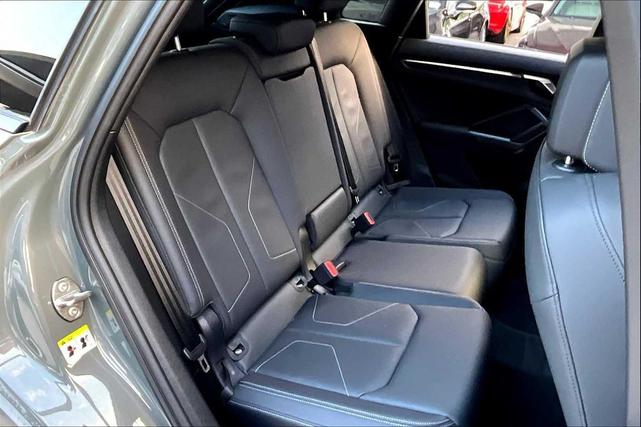 Photo of 2025 Chronos Gray Metallic Audi Q3
