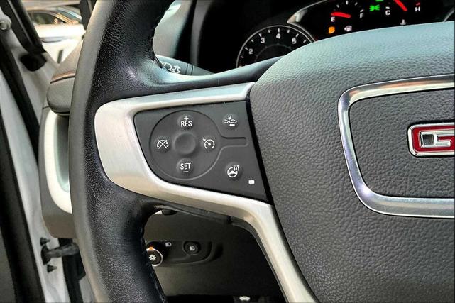 Photo of 2020 Summit White GMC Terrain