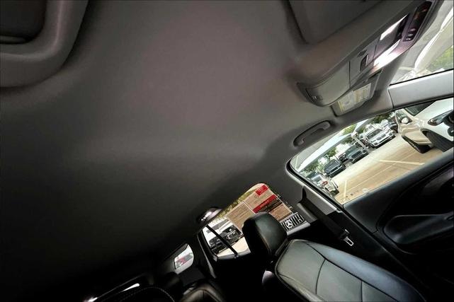 Photo of 2020 Summit White GMC Terrain