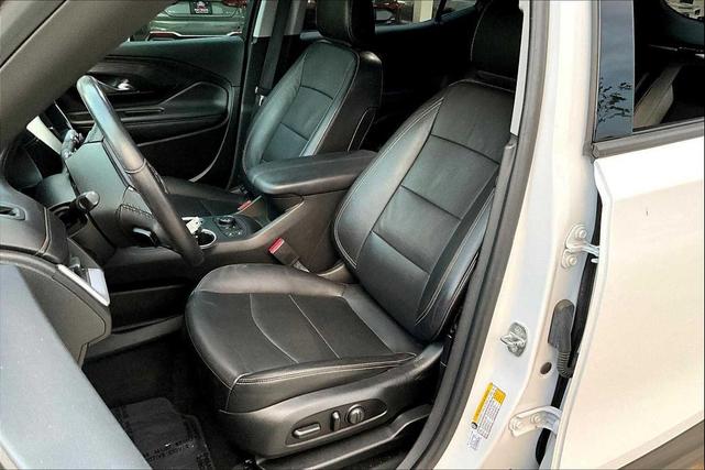 Photo of 2020 Summit White GMC Terrain