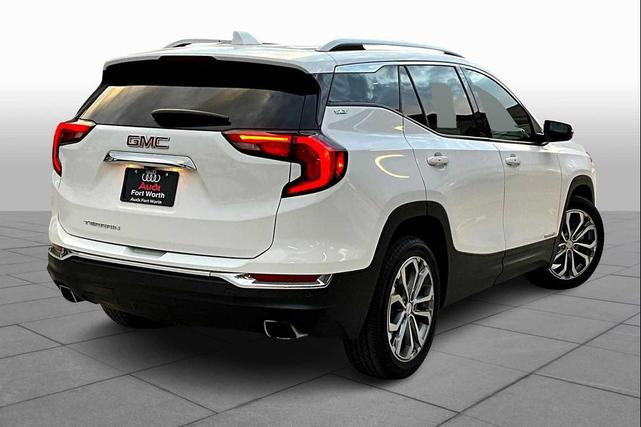 Photo of 2020 Summit White GMC Terrain