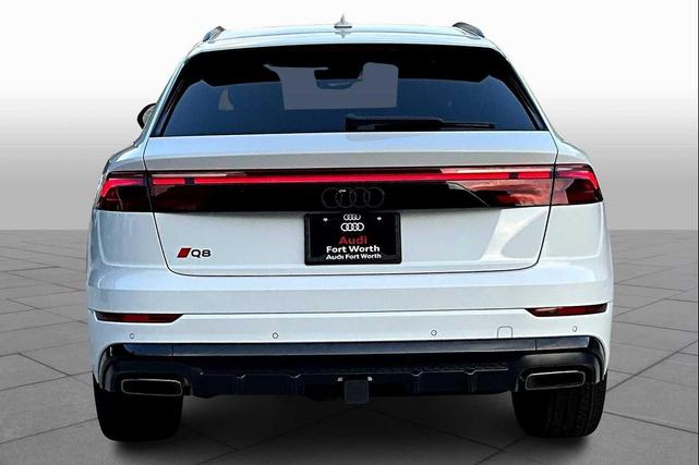Photo of 2025 Glacier White Metallic Audi Q8