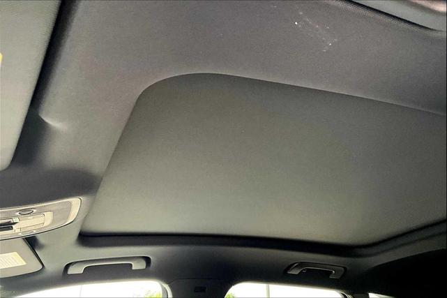 Photo of 2025 Arkona White Audi Q3