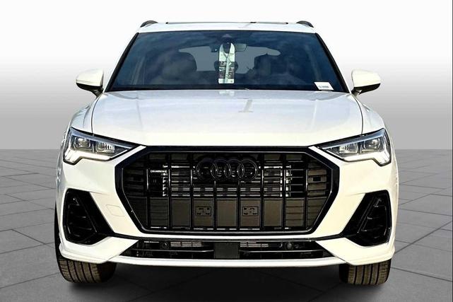 Photo of 2025 Arkona White Audi Q3
