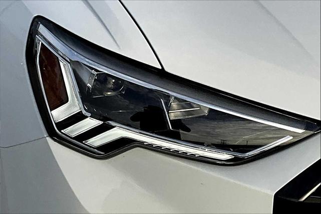 Photo of 2025 Arkona White Audi Q3
