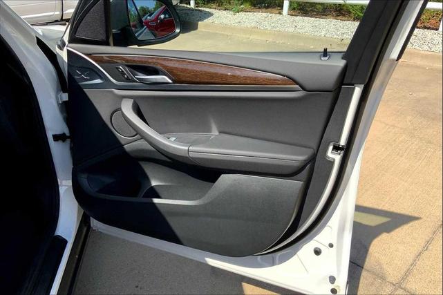 Photo of 2024 Alpine White BMW X3