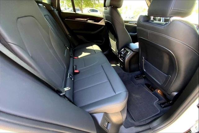 Photo of 2024 Alpine White BMW X3