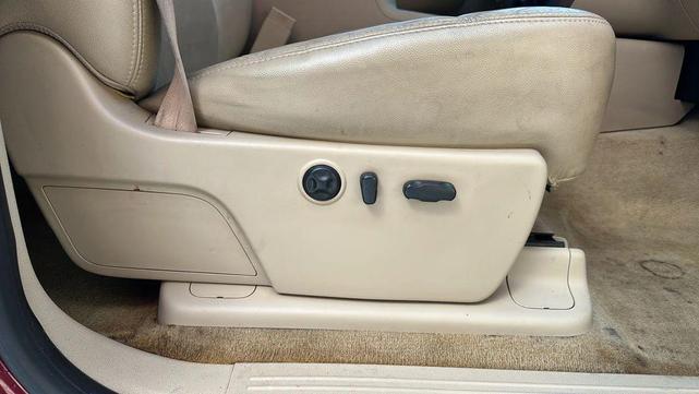 Photo of 2007 Red GMC Sierra 1500