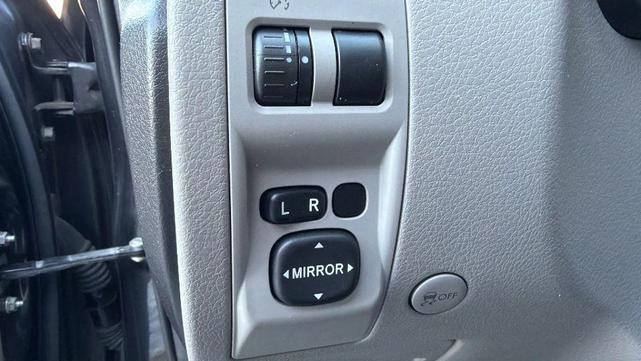 Photo of 2011 Dark Gray Metallic Subaru Forester