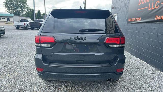 Photo of 2017 Rhino Clearcoat Jeep Grand Cherokee