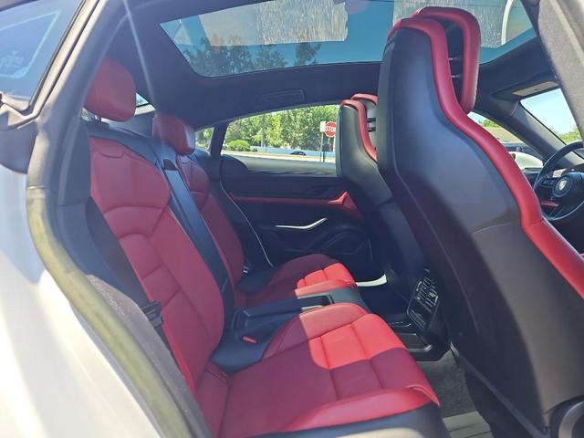 Photo of 2023 White Porsche Taycan