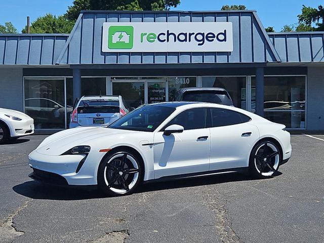 Photo of 2023 White Porsche Taycan