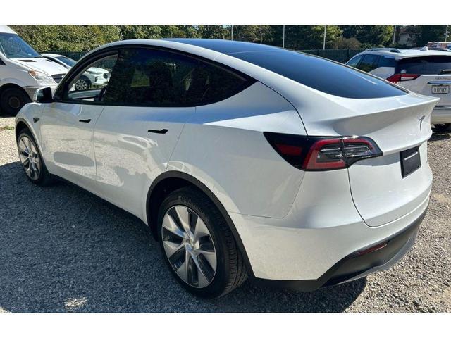 Photo of 2023 Pearl White Multi-Coat Tesla Model Y