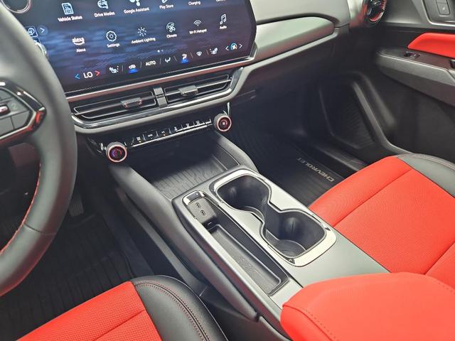 Photo of 2024 Black Chevrolet Equinox EV