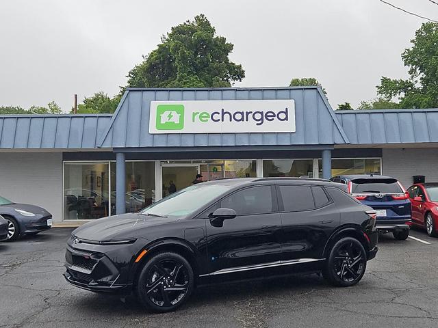 Photo of 2024 Black Chevrolet Equinox EV