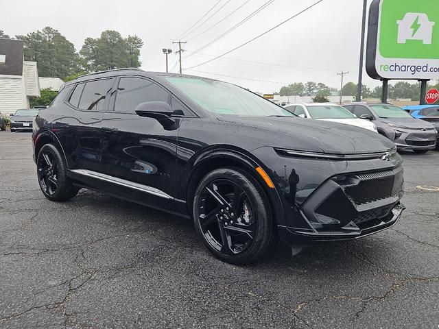 Photo of 2024 Black Chevrolet Equinox EV