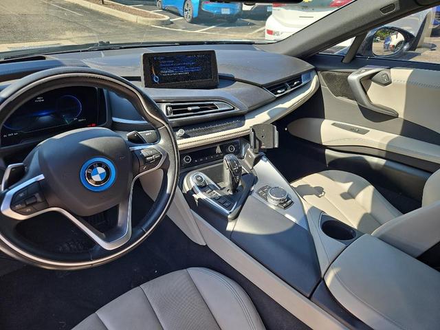 Photo of 2014 Ionic Silver Metallic w/BMW i Frozen Blue Accent BMW i8