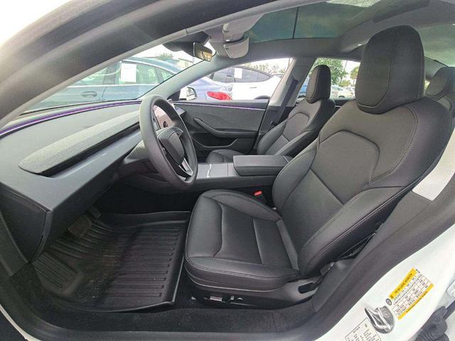Photo of 2025 Pearl White Multi-Coat Tesla Model 3