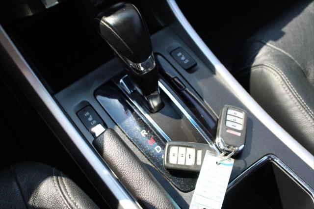 Photo of 2013 Gray Honda Accord