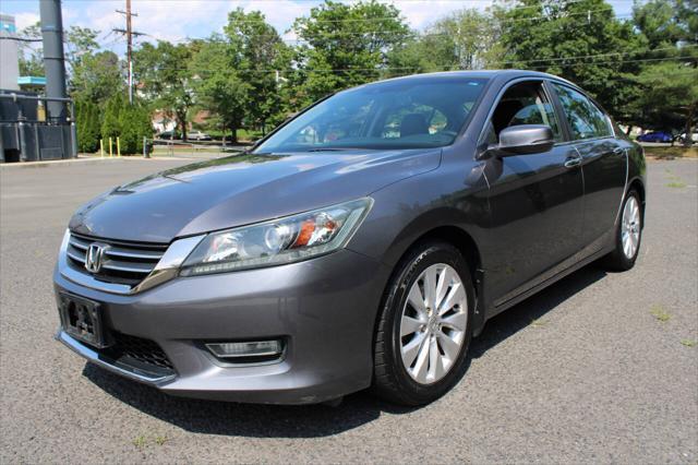 Photo of 2013 Gray Honda Accord