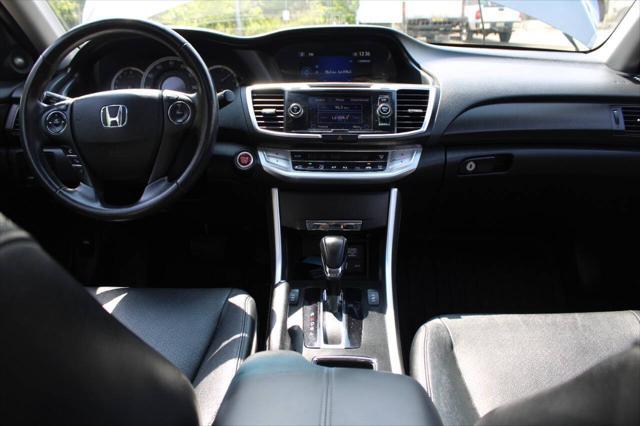 Photo of 2013 Gray Honda Accord