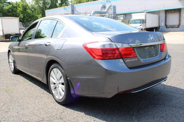 Photo of 2013 Gray Honda Accord