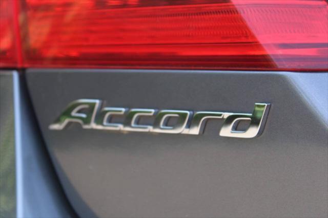 Photo of 2013 Gray Honda Accord