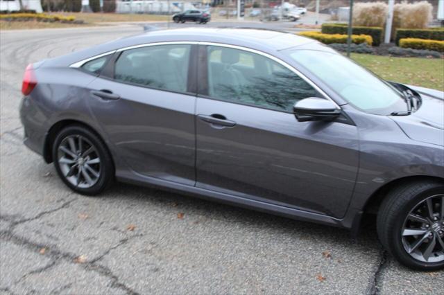 Photo of 2020 Gray Honda Civic