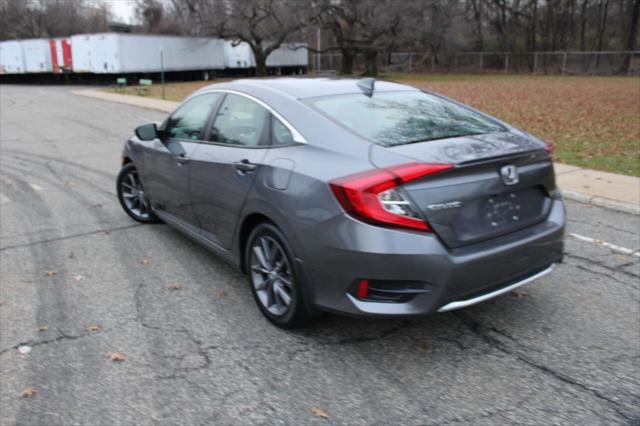 Photo of 2020 Gray Honda Civic