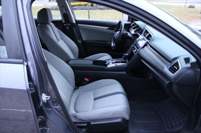 Photo of 2020 Gray Honda Civic
