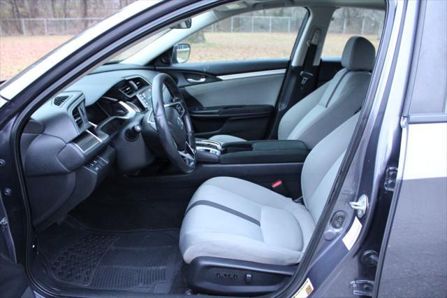Photo of 2020 Gray Honda Civic