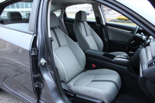 Photo of 2020 Gray Honda Civic
