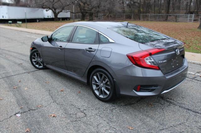 Photo of 2020 Gray Honda Civic