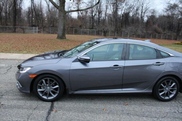 Photo of 2020 Gray Honda Civic