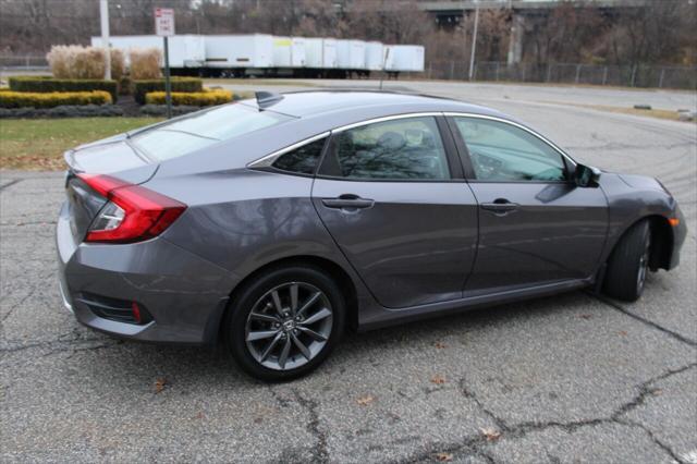 Photo of 2020 Gray Honda Civic