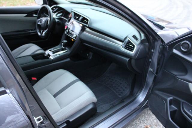 Photo of 2020 Gray Honda Civic