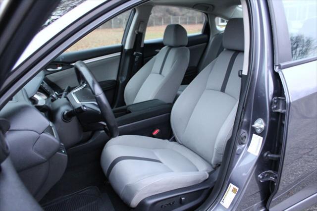 Photo of 2020 Gray Honda Civic