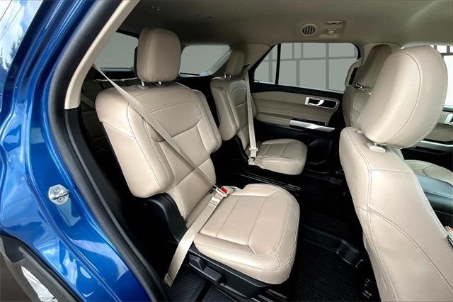 Photo of 2022 Blue Metallic Ford Explorer
