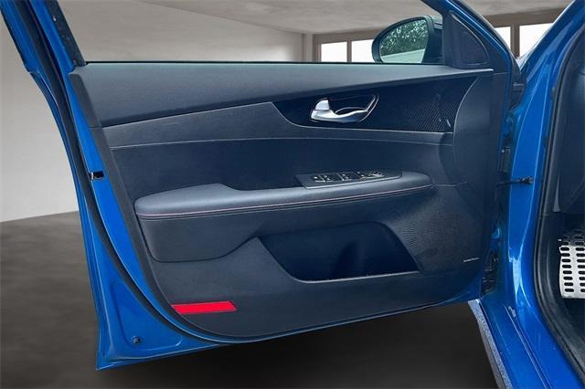 Photo of 2023 Blue Kia Forte