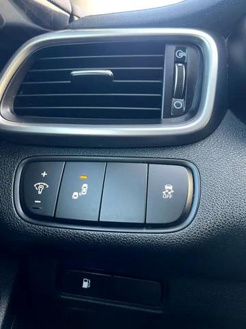 Photo of 2019 Burgundy Kia Sorento