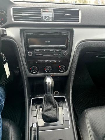 Photo of 2014 Silver Volkswagen Passat
